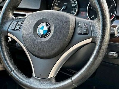 gebraucht BMW 320 d Automat Top. Allradantrieb