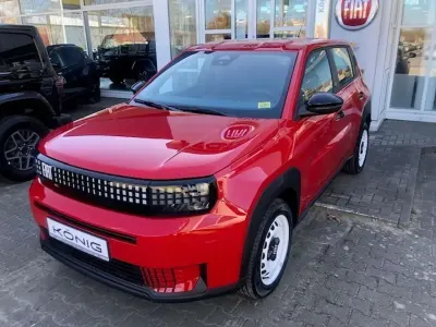 Gebraucht Fiat Grande Panda Red 83 kW (113 PS) 2025 Rot Kleinwagen