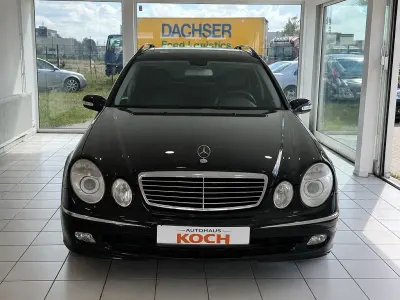 Gebraucht Mercedes E350 Avantgarde 272 PS (200 kW) 2005 Schwarz Limousine