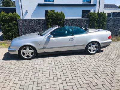 Mercedes CLK320