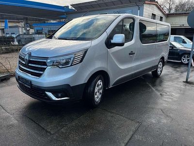 Gebraucht Renault Trafic Life 150 PS (110 kW) 2024 Highland grey Van / Kleinbus