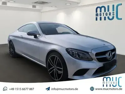 Gebraucht Mercedes C220 194 PS (142 kW) 2020 Iridiumsilber  metalliclack Coupé