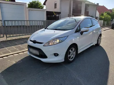 Gebraucht Ford Fiesta ST-Line 97 PS (71 kW) 2010 Weiß Coupé