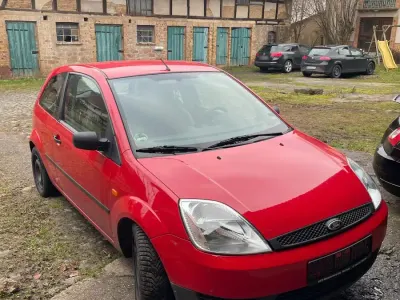 Usata Ford Fiesta 2003 Rosso Utilitaria
