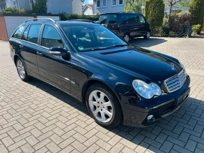 Gebraucht Mercedes C230 Sport Edition 204 PS (150 kW) 2006 Blau Kombi