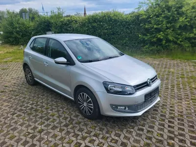 Gebraucht VW Polo 60 PS (44 kW) 2010 Silber Kleinwagen