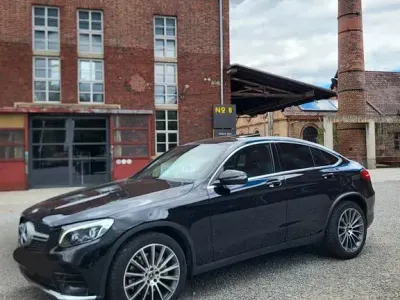 Gebraucht Mercedes GLC250 AMG line 211 PS (155 kW) 2017 Schwarz Coupé