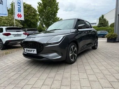 Gebraucht Suzuki Swift Comfort+ 83 PS (61 kW) 2025 Grau Kleinwagen