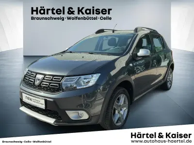 Gebraucht Dacia Sandero Anniversary 90 PS (66 kW) 2020 Grau "comete" (grau)