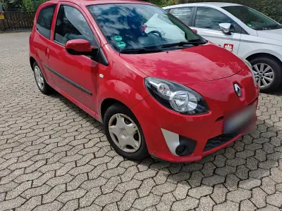 Gebraucht Renault Twingo 75 PS (55 kW) 2011 Rot Kleinwagen