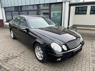 Gebraucht Mercedes E270 177 PS (130 kW) 2003 Schwarz Limousine