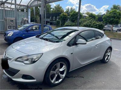 Opel Astra GTC