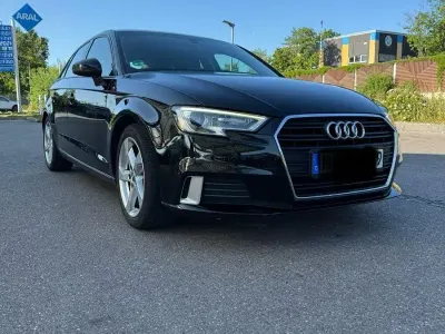 Gebraucht Audi A3 Sport 150 PS (110 kW) 2019 Schwarz Limousine