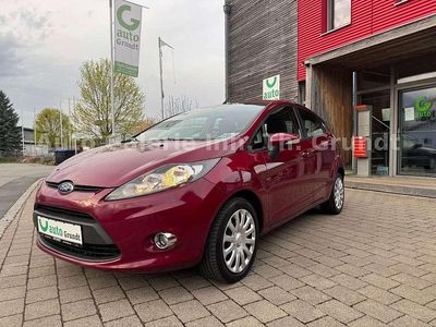 Gebraucht Ford Fiesta Trend 60 PS (44 kW) 2012 Violet Kleinwagen