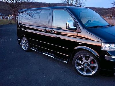 Second-hand VW T5 Highline 174 CP (127 kW) 2009 Negru Van