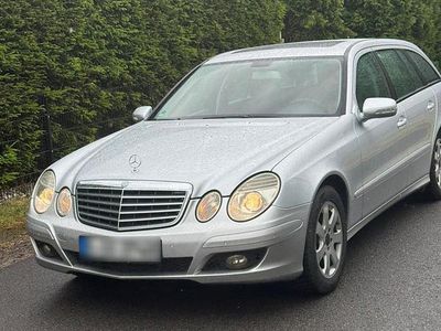 Gebraucht Mercedes E280 Avantgarde 190 PS (139 kW) 2007 Silber Kombi