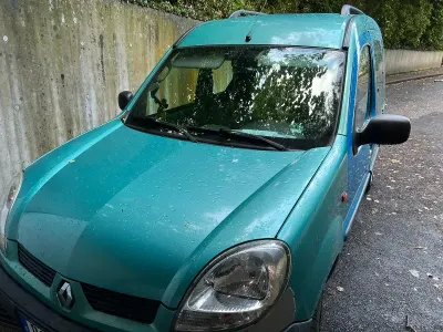 Gebraucht Renault Kangoo 95 PS (69 kW) 2004 Grün Van / Kleinbus