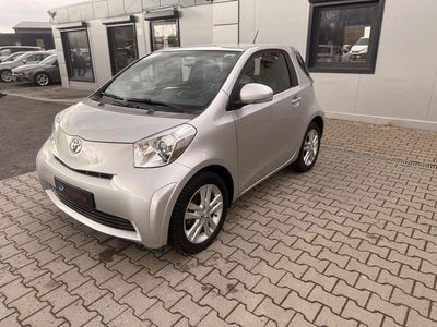 Usata Toyota iQ Basis 98 CV (72 kW) 2014 Argento Utilitaria