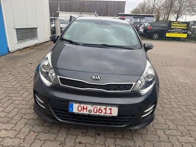 Usata Kia Rio Spirit 90 CV (66 kW) 2015 Berlina