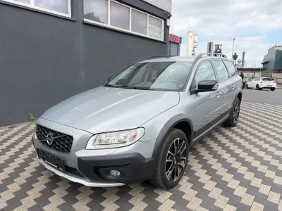 Gebraucht Volvo XC70 215 PS (158 kW) 2014 Electric silver Kombi