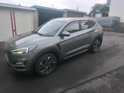 Gebraucht Hyundai Tucson 177 PS (130 kW) 2019 Grau SUV