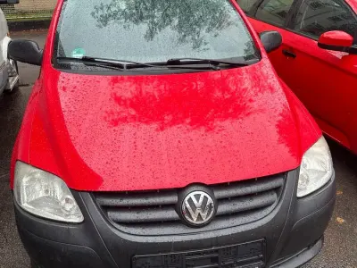 Używany VW Fox 55 KM (40 kW) 2006 Czerwony Hatchback