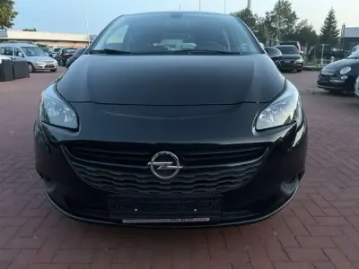 Używany Opel Corsa Edition 101 KM (74 kW) 2018 Czarny Hatchback