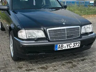Gebraucht Mercedes C280 197 PS (144 kW) 1999 Schwarz Kombi