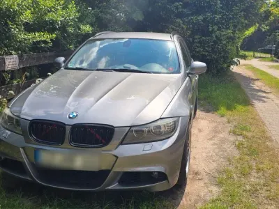 Gebraucht BMW 318 143 PS (105 kW) 2010 Grau Kombi