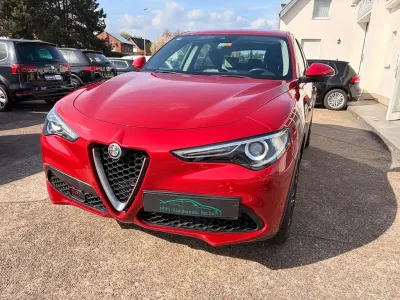 Gebraucht Alfa Romeo Stelvio Super 280 PS (205 kW) 2017 Rot SUV