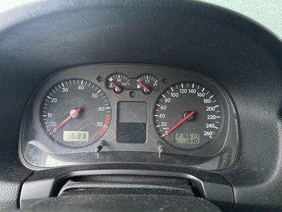 Blau Gebraucht 2004 VW Golf IV Comfortline Kombi | 2.390 € (Guter Preis)