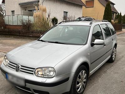 Silber Gebraucht 2001 VW Golf IV Kombi | 1.500 € (Fairer Preis)
