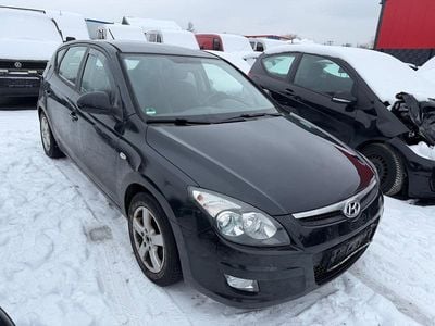 Gebraucht Hyundai i30 Edition+ 109 PS (80 kW) 2010 Schwarz Limousine