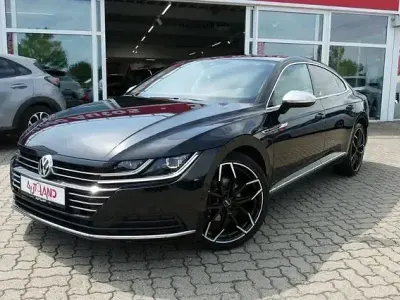 Gebraucht VW Arteon 150 PS (110 kW) 2018 Schwarz Kleinwagen