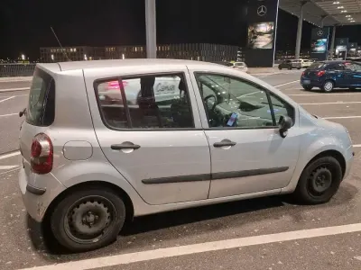 Gebraucht Renault Modus 75 PS (55 kW) 2007 Silber Van / Kleinbus