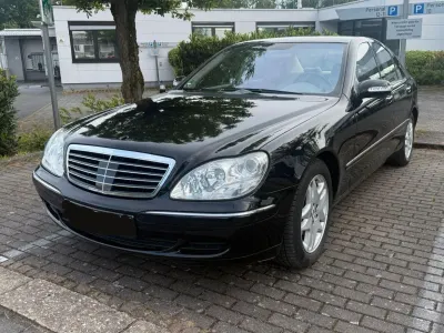 Używany Mercedes S500 306 KM (225 kW) 2003 Czarny Sedan/Limuzyna