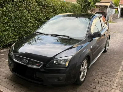 Gebraucht Ford Focus 88 PS (64 kW) 2005 Schwarz