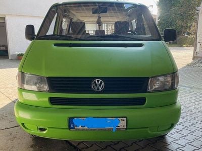 Usata VW T4 102 CV (75 kW) 1998 Verde Furgone