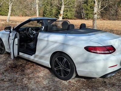 Gebraucht Mercedes C180 180 PS (132 kW) 2022 Weiß Cabrio