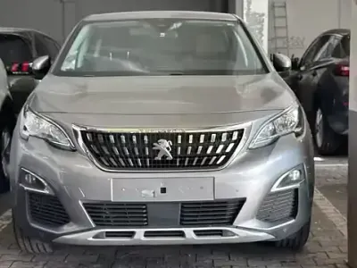 Gebraucht Peugeot 3008 Allure 132 PS (97 kW) 2018 Grau SUV