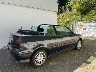 Używany VW Golf Trendline 116 KM (85 kW) 2001 Czarny Kabriolet