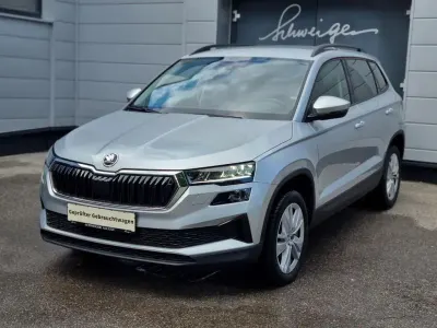 Gebraucht Skoda Karoq Selection 150 PS (110 kW) 2024 Silber SUV