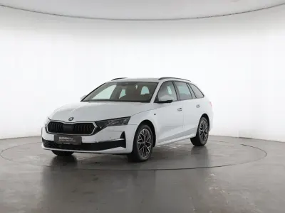Gebraucht Skoda Octavia Tour 150 PS (110 kW) 2025 Moon weiss Kombi