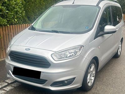 gebraucht Ford Tourneo Courier Top Zustand