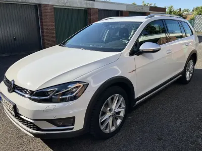 Gebraucht VW Golf Alltrack 179 PS (131 kW) 2018 Weiß Kombi