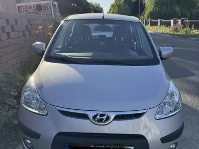 Gebraucht Hyundai i10 Classic 67 PS (49 kW) 2010 Silber Kleinwagen