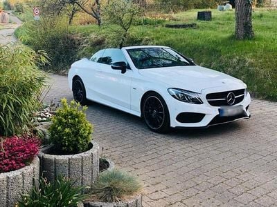 Gebraucht Mercedes C220 AMG 170 PS (125 kW) 2018 Weiß Cabrio