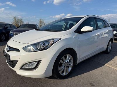 Second-hand Hyundai i30 99 CP (72 kW) 2013 Alb Break