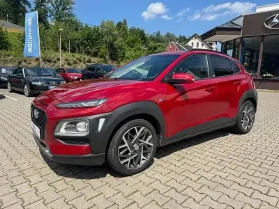 Gebraucht Hyundai Kona Advantage 141 PS (103 kW) 2020 Pulse red / mic SUV