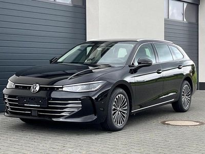 Neu 2025 VW Passat Elegance Kombi | 38.679 € (Superpreis)